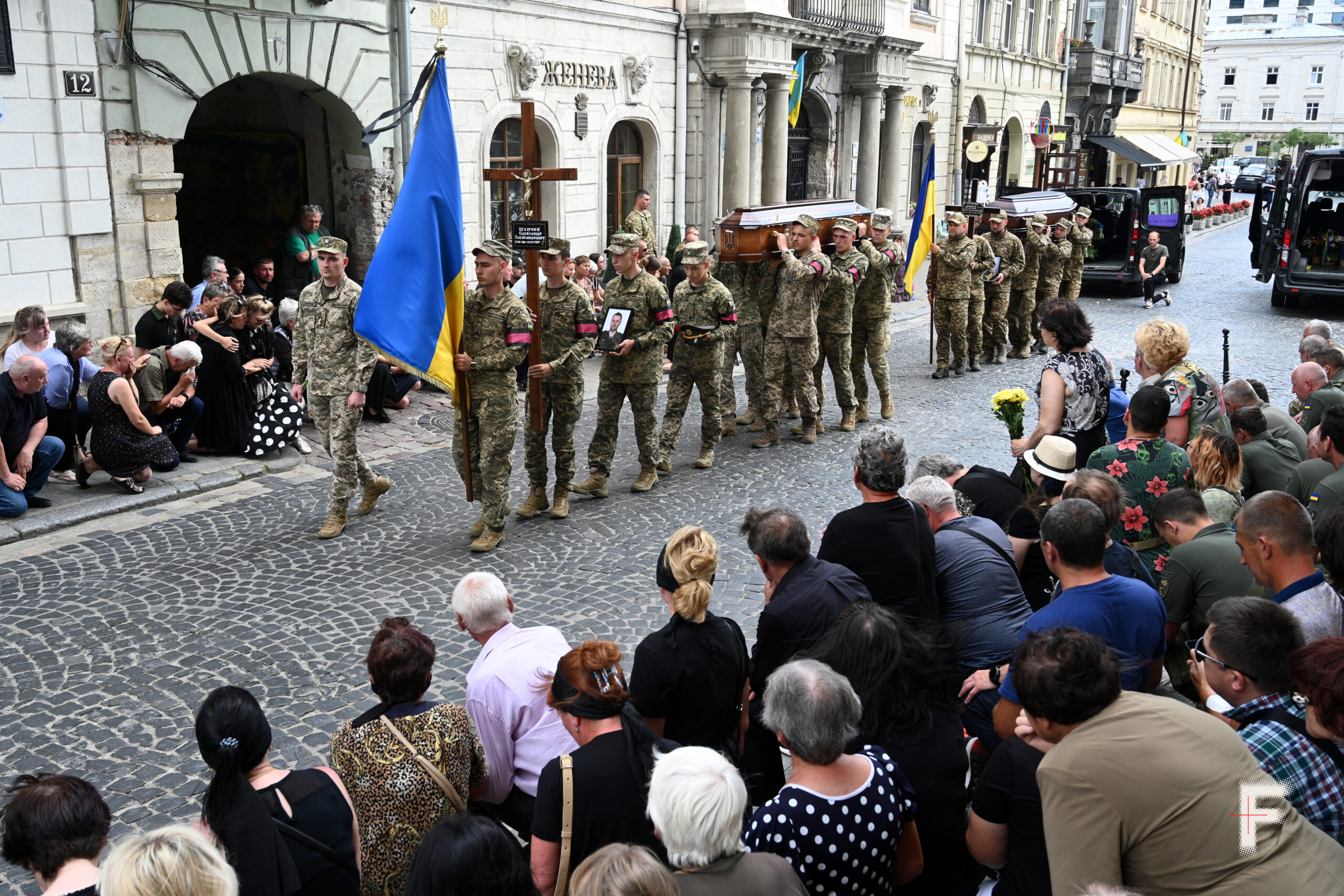 Чин похорону полеглих військовослужбовців Юрія Паука і Олександра Шемчука у Гарнізонному храмі свв. апп. Петра і Павла  